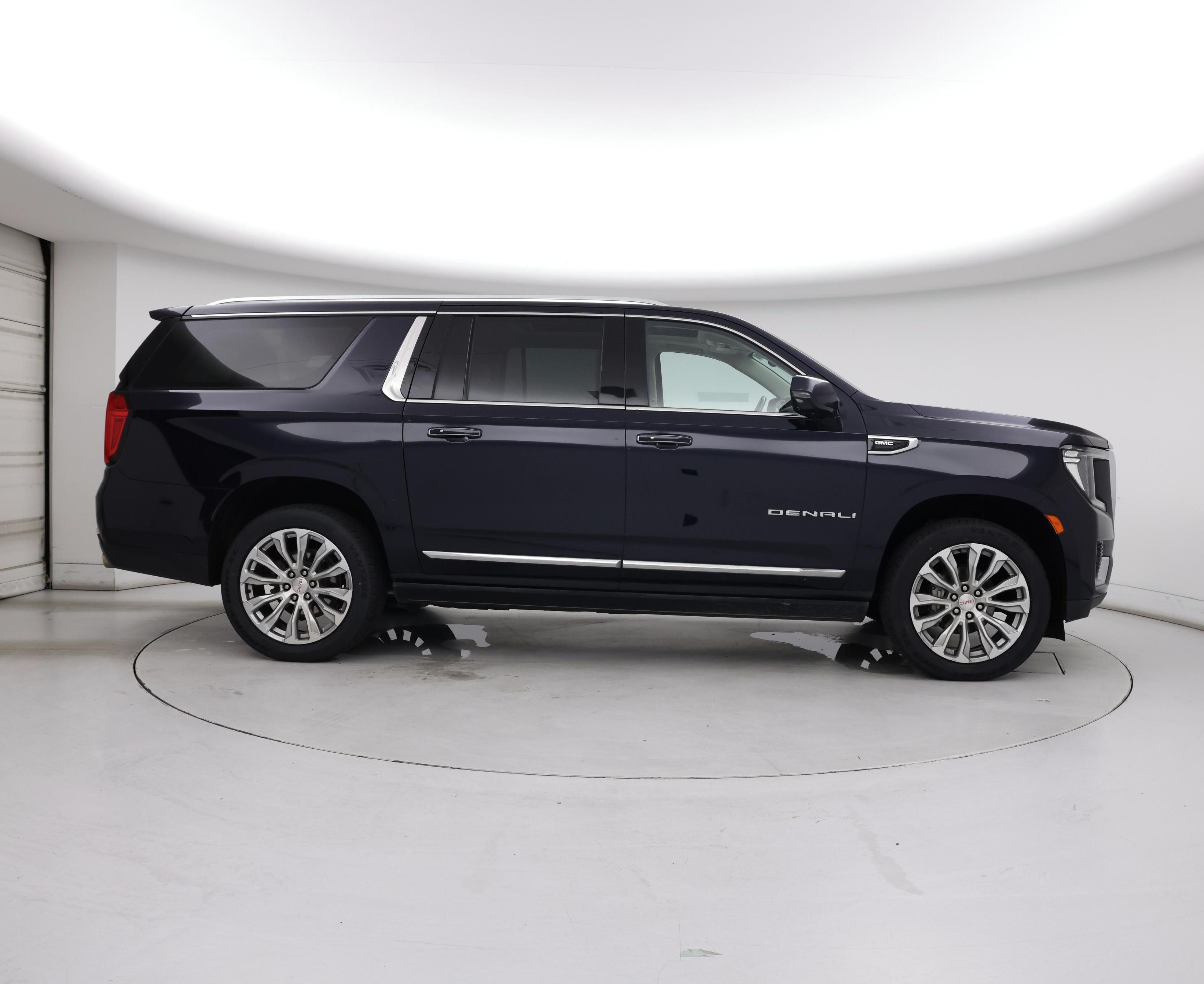 Thumbnail: 2022 GMC Yukon XL - 7