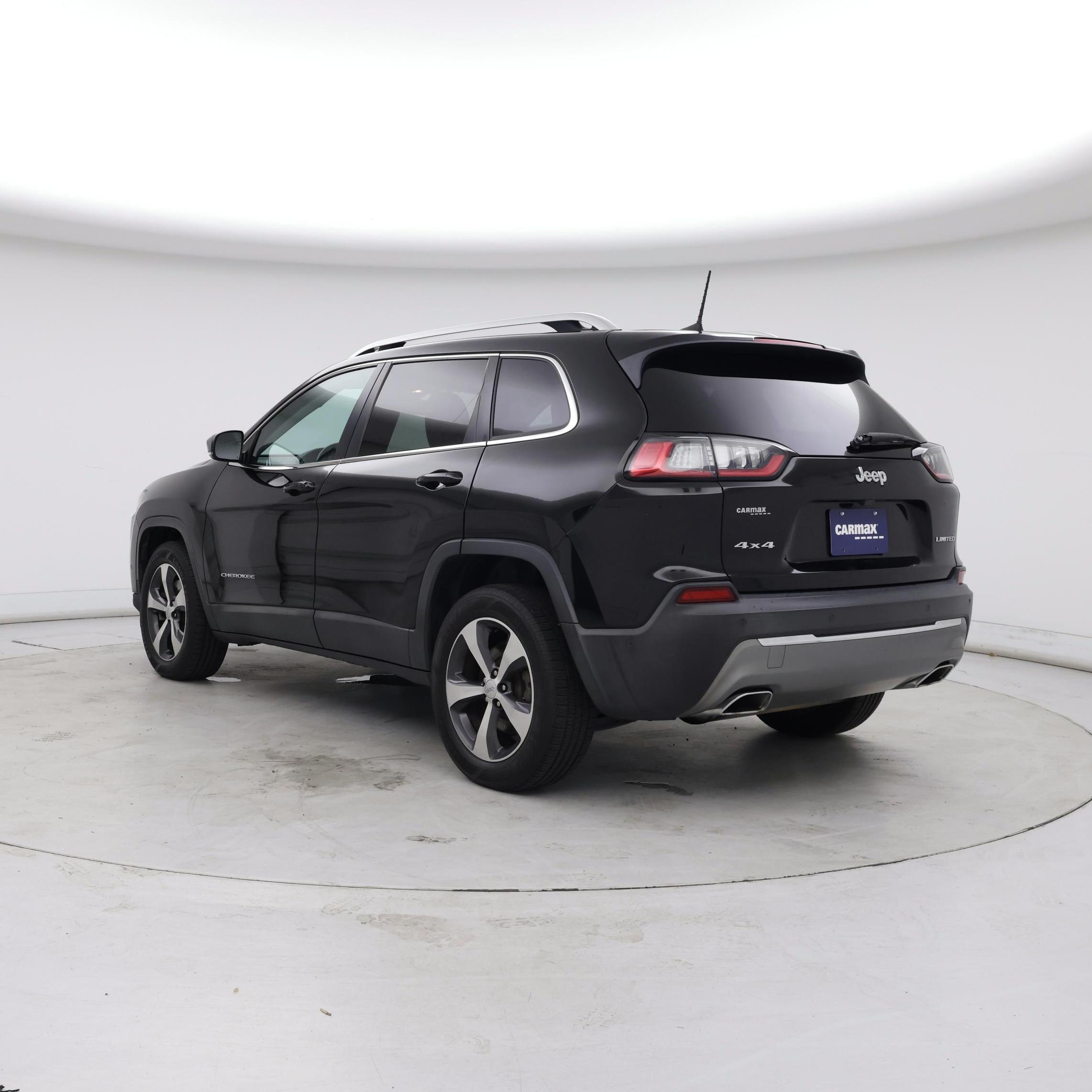 Thumbnail: 2019 Jeep Cherokee - 2