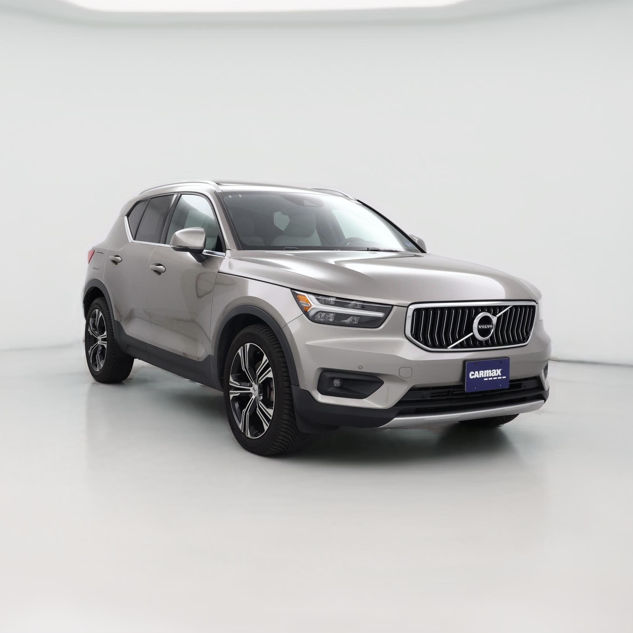Thumbnail: 2020 Volvo XC40 - 1