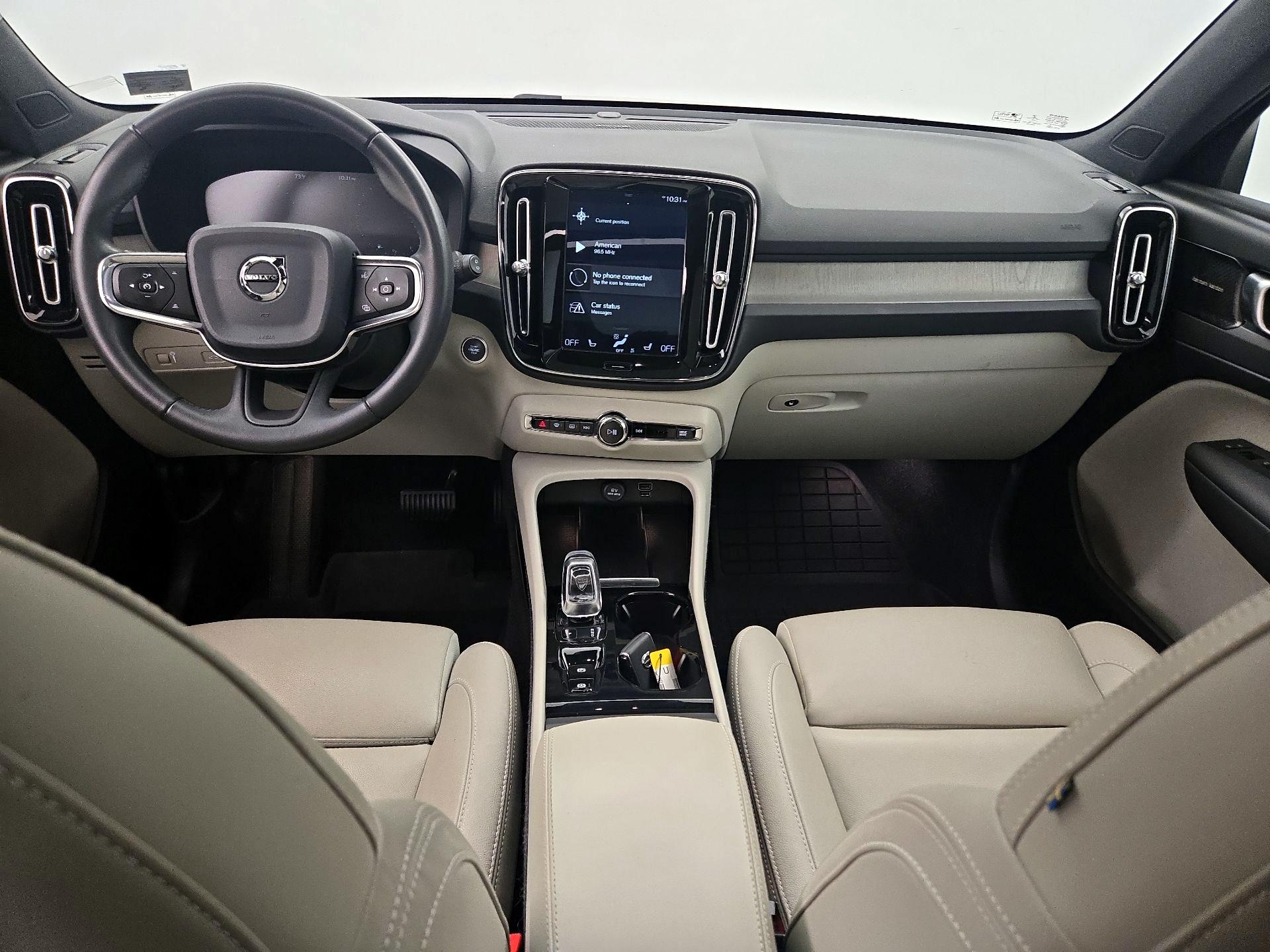 Thumbnail: 2020 Volvo XC40 - 9