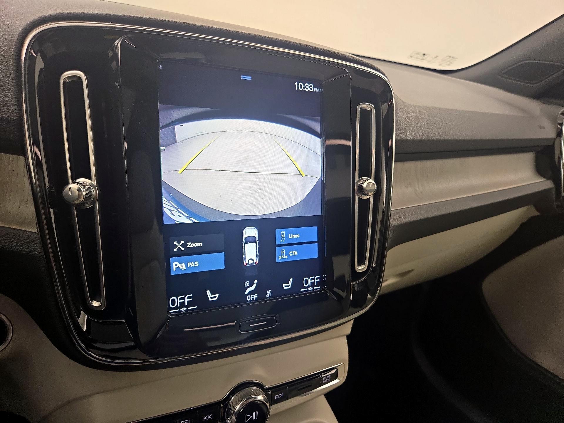 Thumbnail: 2020 Volvo XC40 - 15