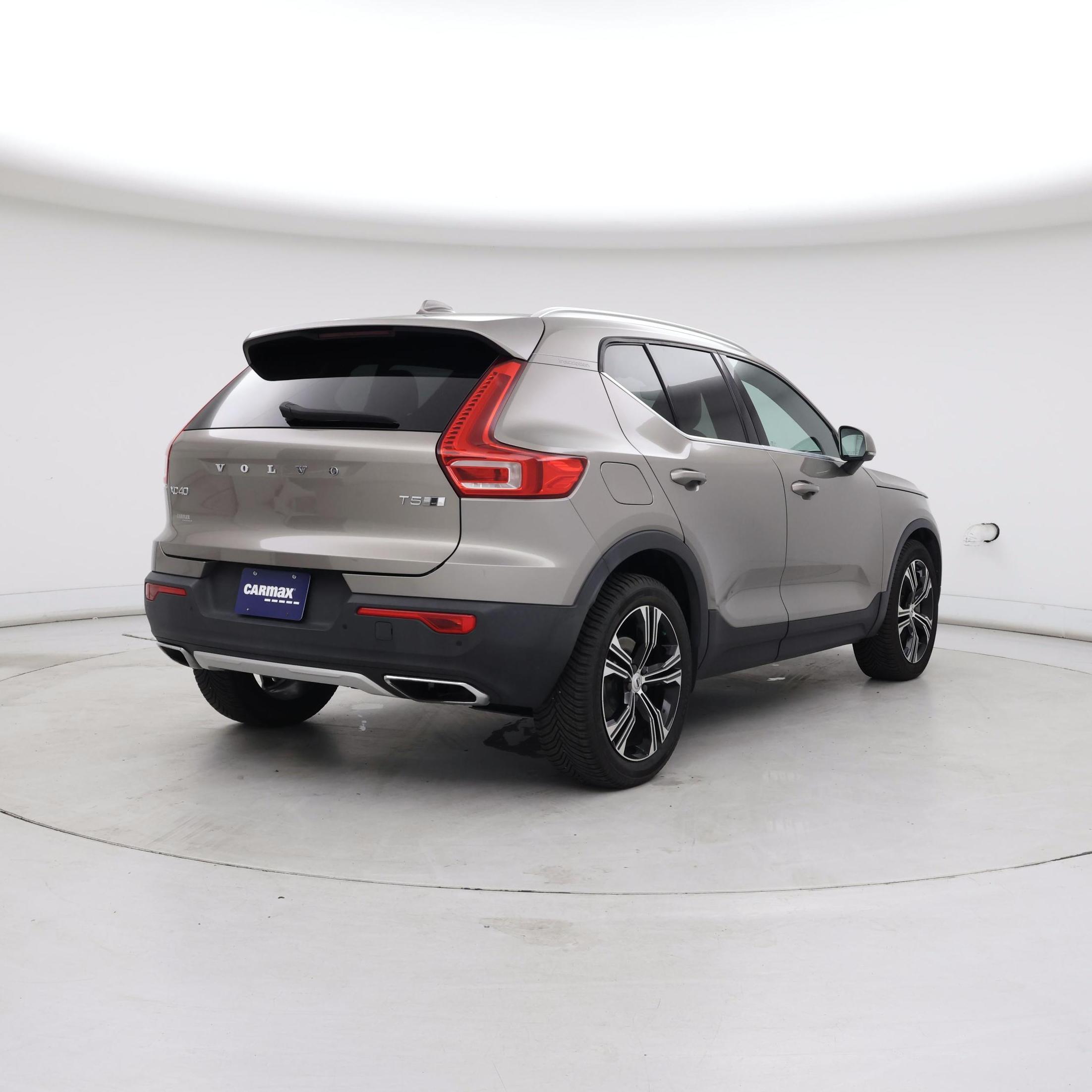 Thumbnail: 2020 Volvo XC40 - 8