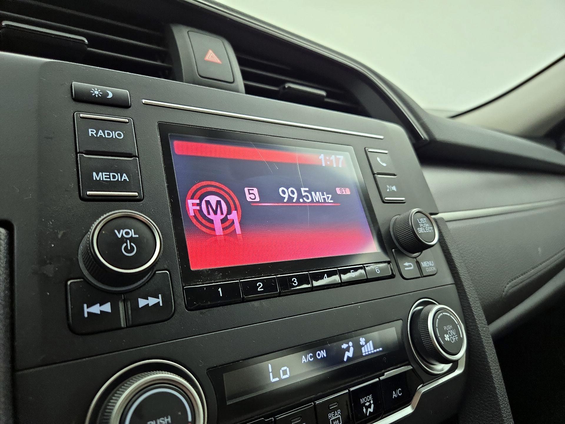 Thumbnail: 2016 Honda Civic - 15