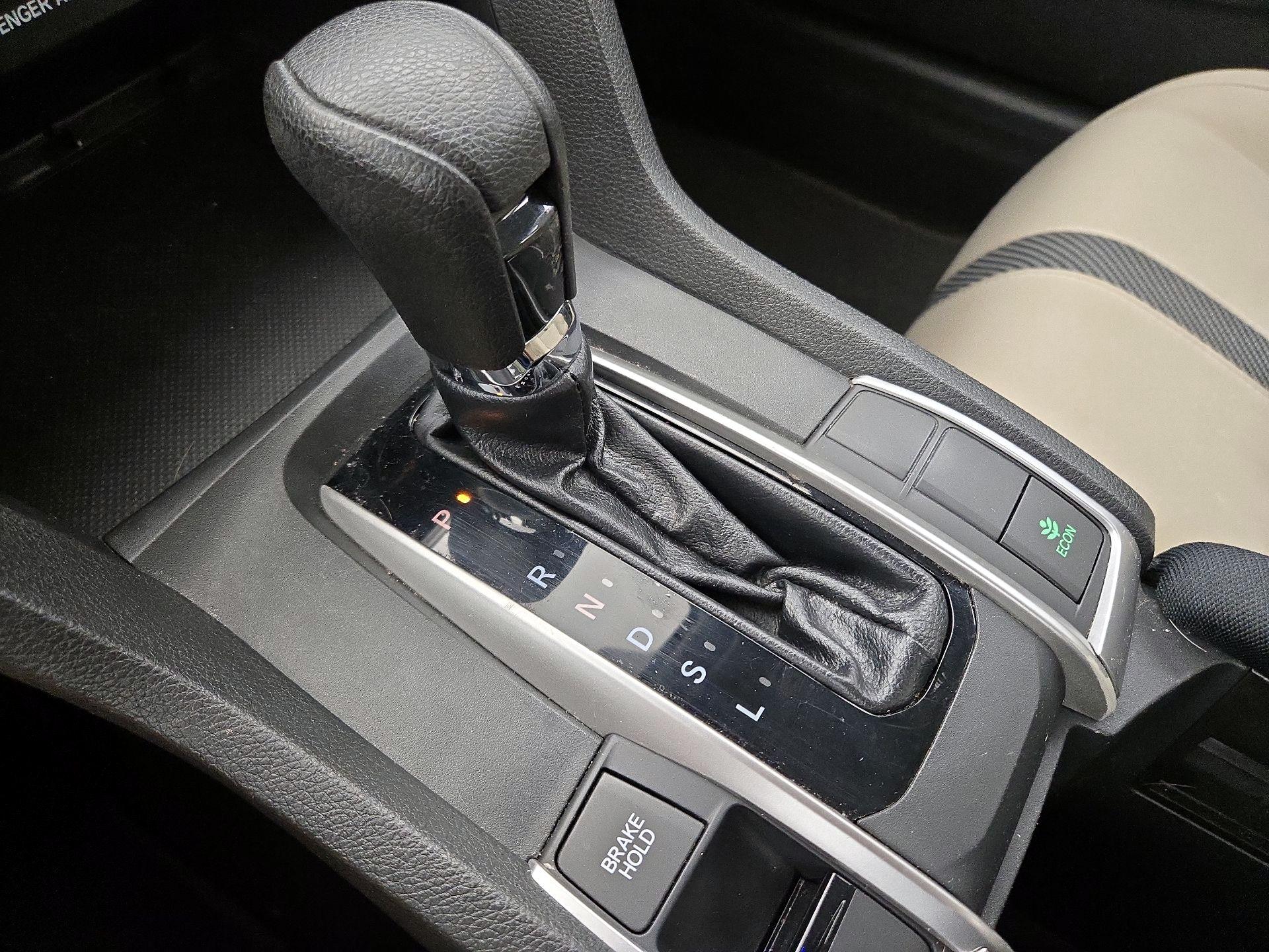 Thumbnail: 2016 Honda Civic - 17