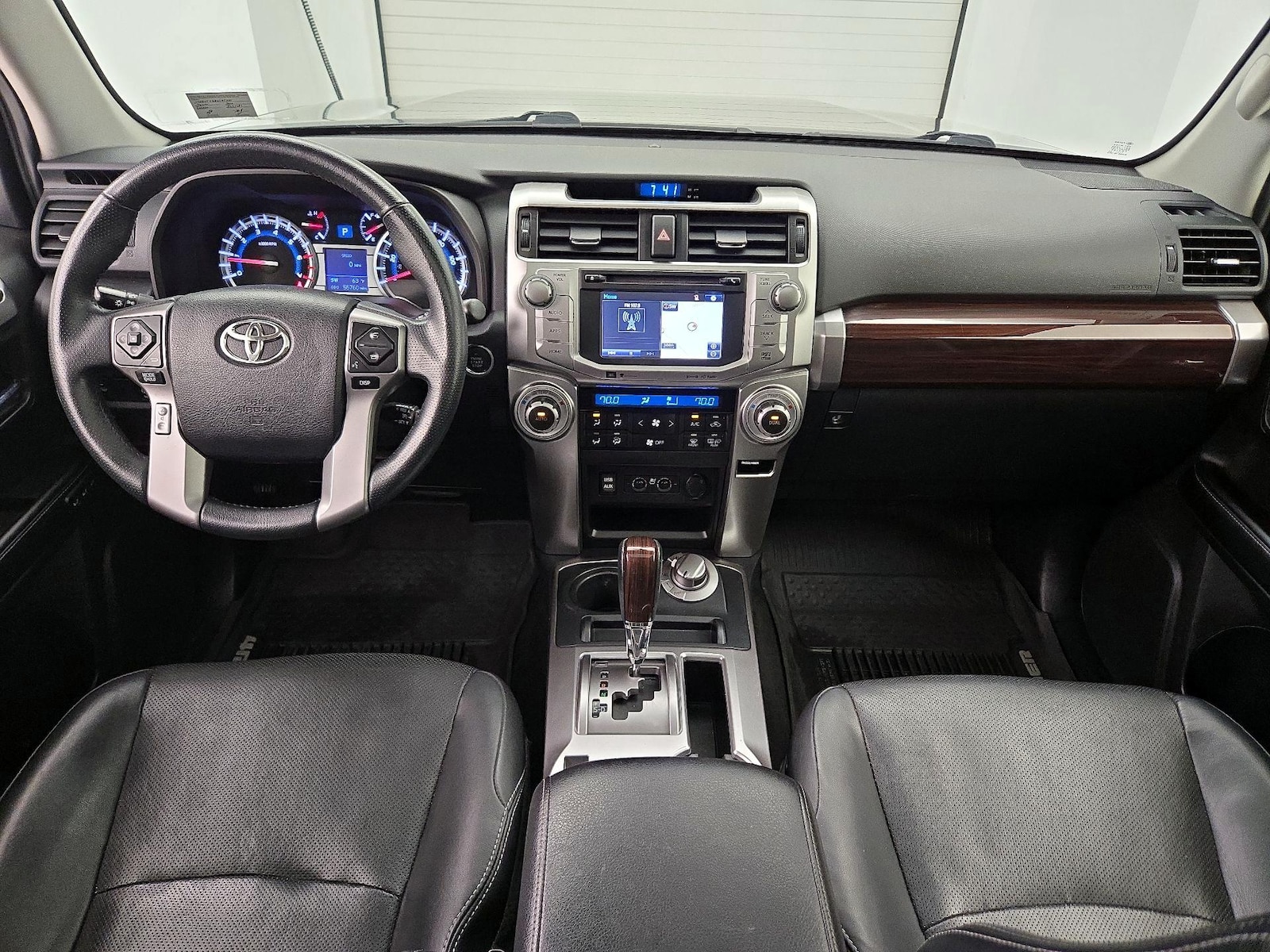 2017 Toyota 4Runner Limited - Photo 10