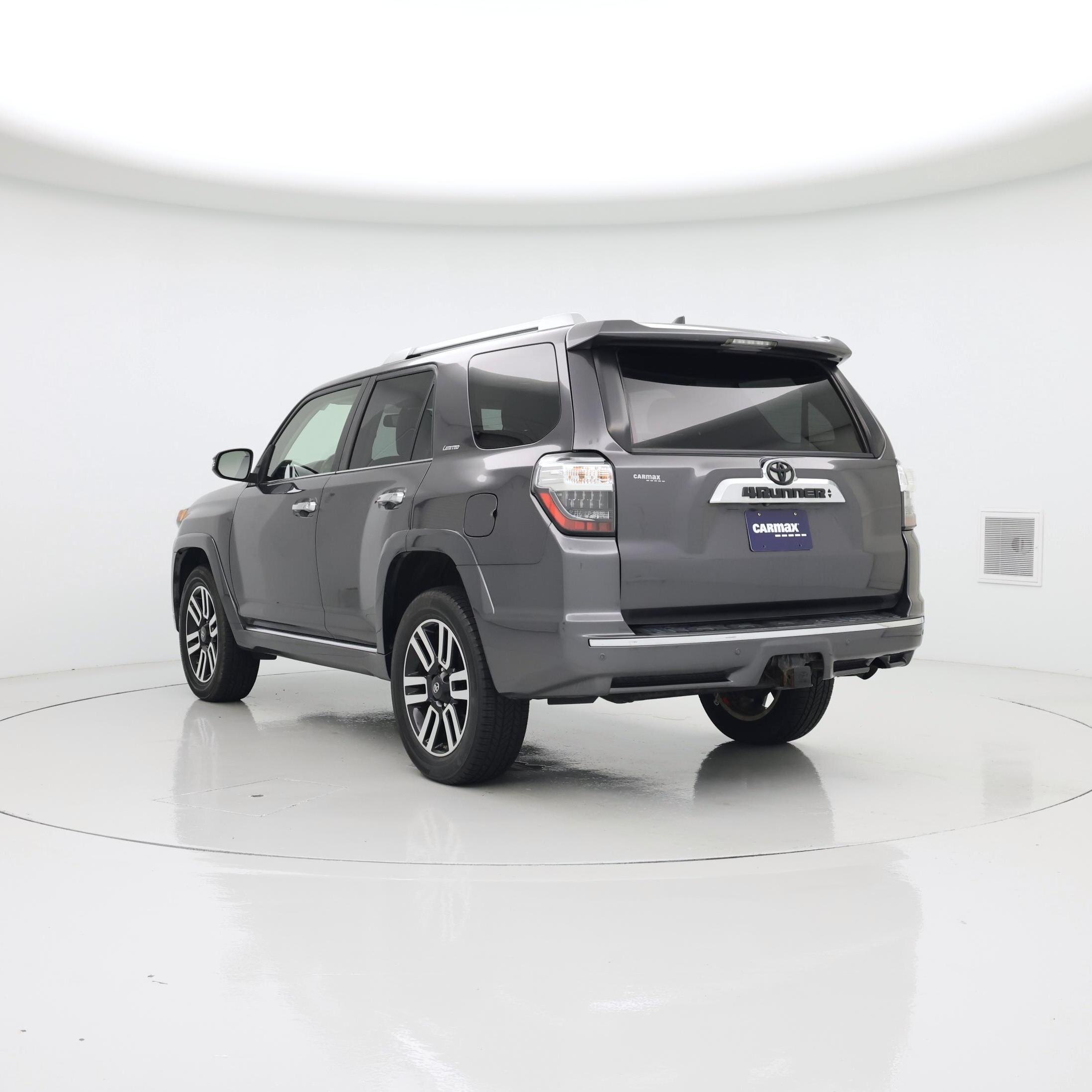 Thumbnail: 2017 Toyota 4Runner - 2