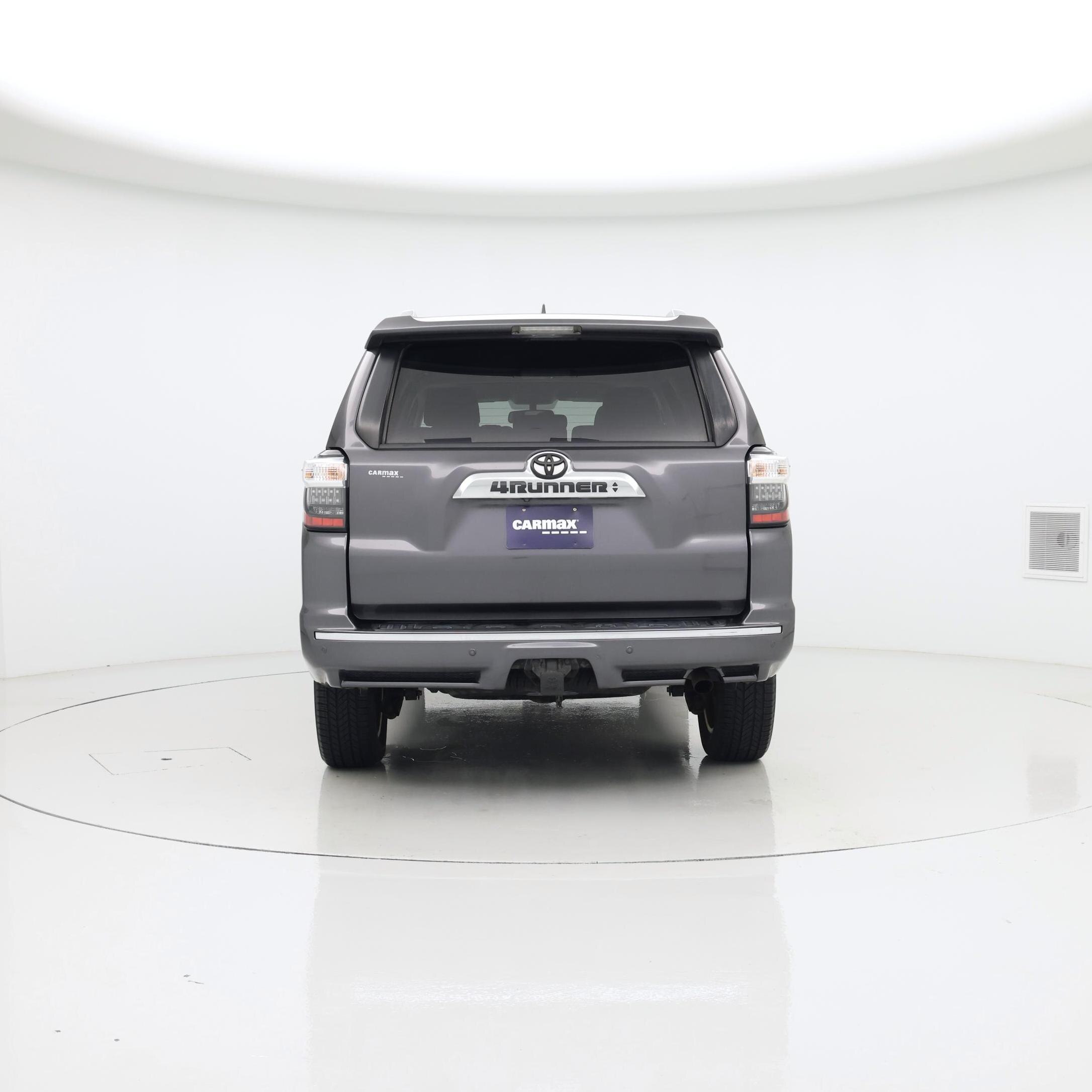 Thumbnail: 2017 Toyota 4Runner - 6