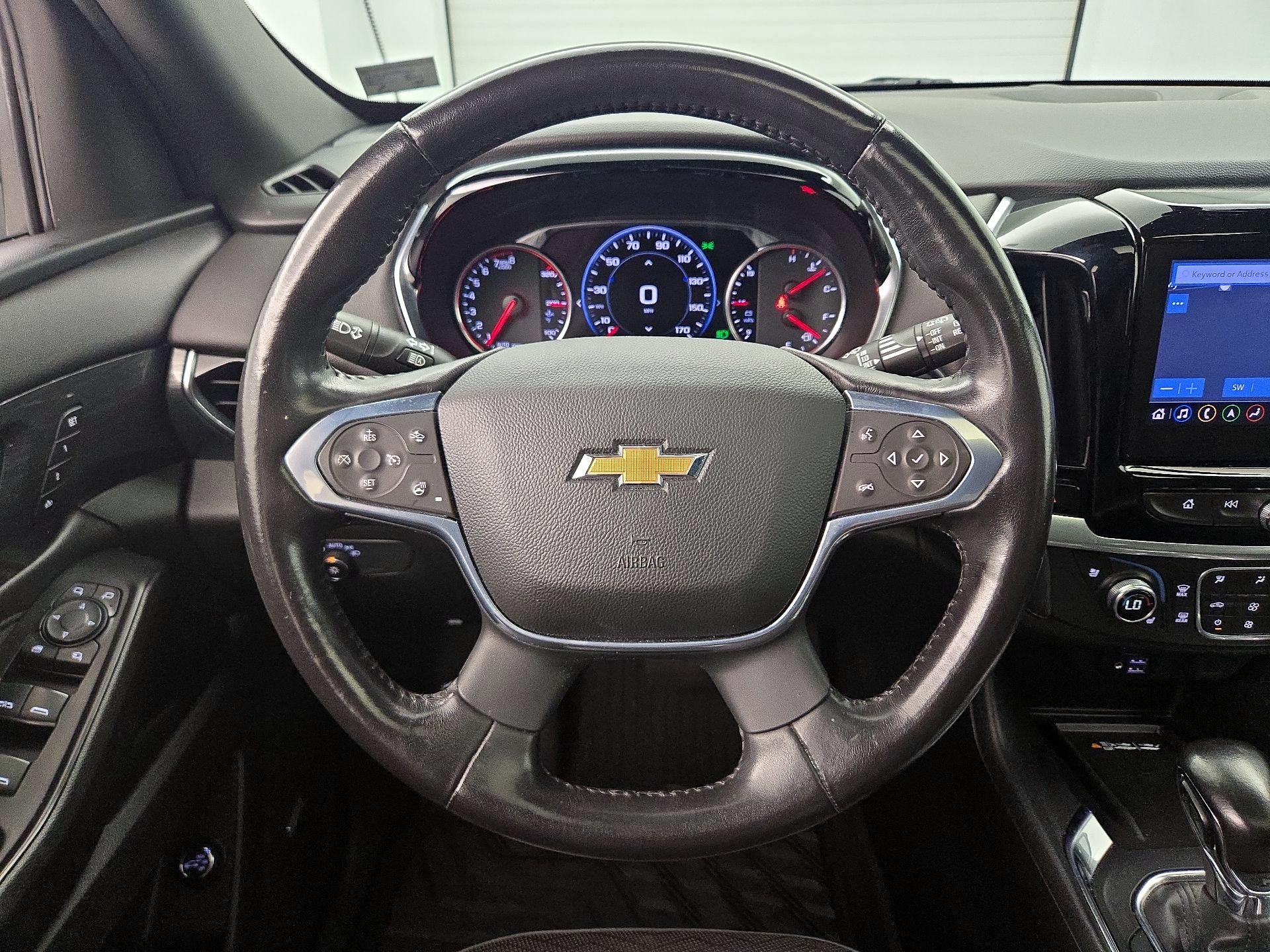 Thumbnail: 2022 Chevrolet Traverse - 10