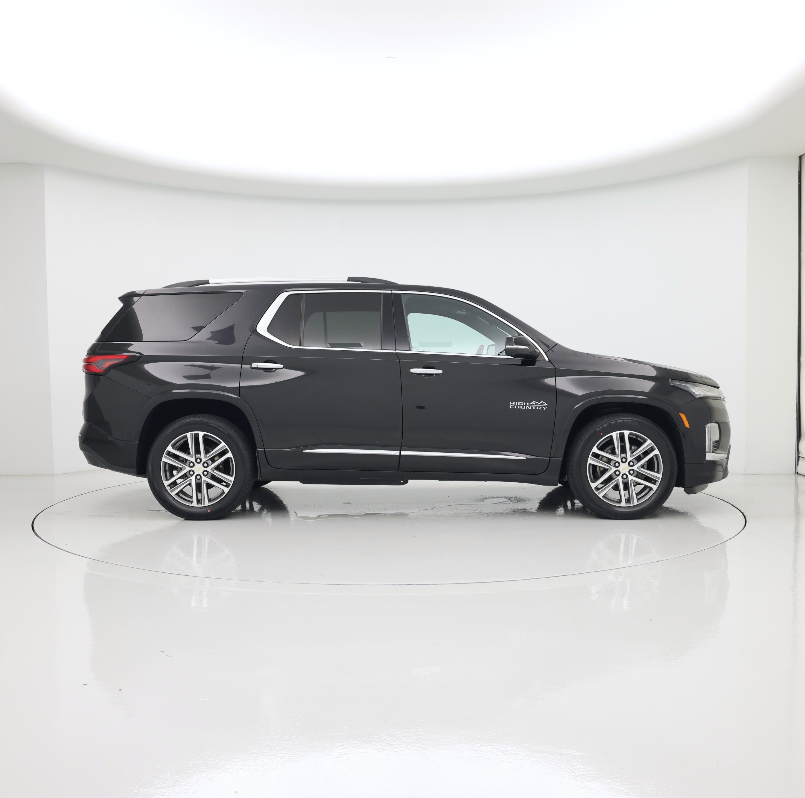 Thumbnail: 2022 Chevrolet Traverse - 7