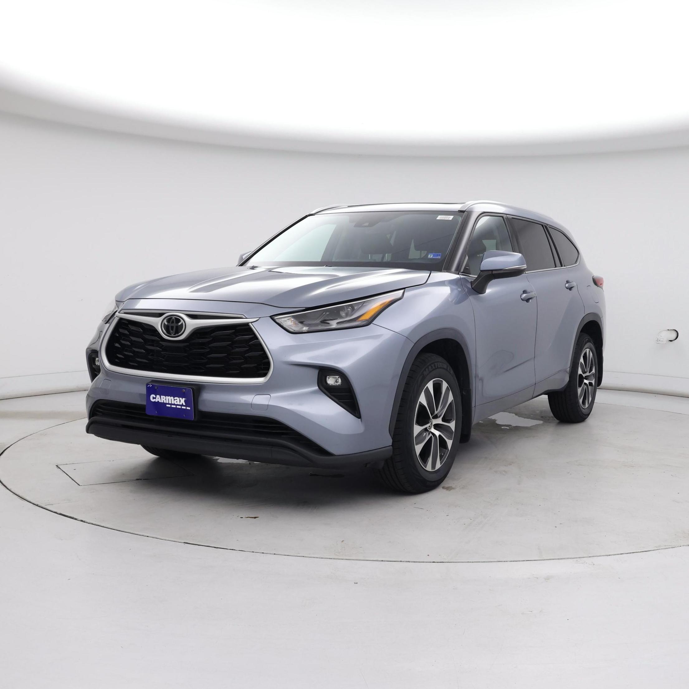 Thumbnail: 2022 Toyota Highlander - 4