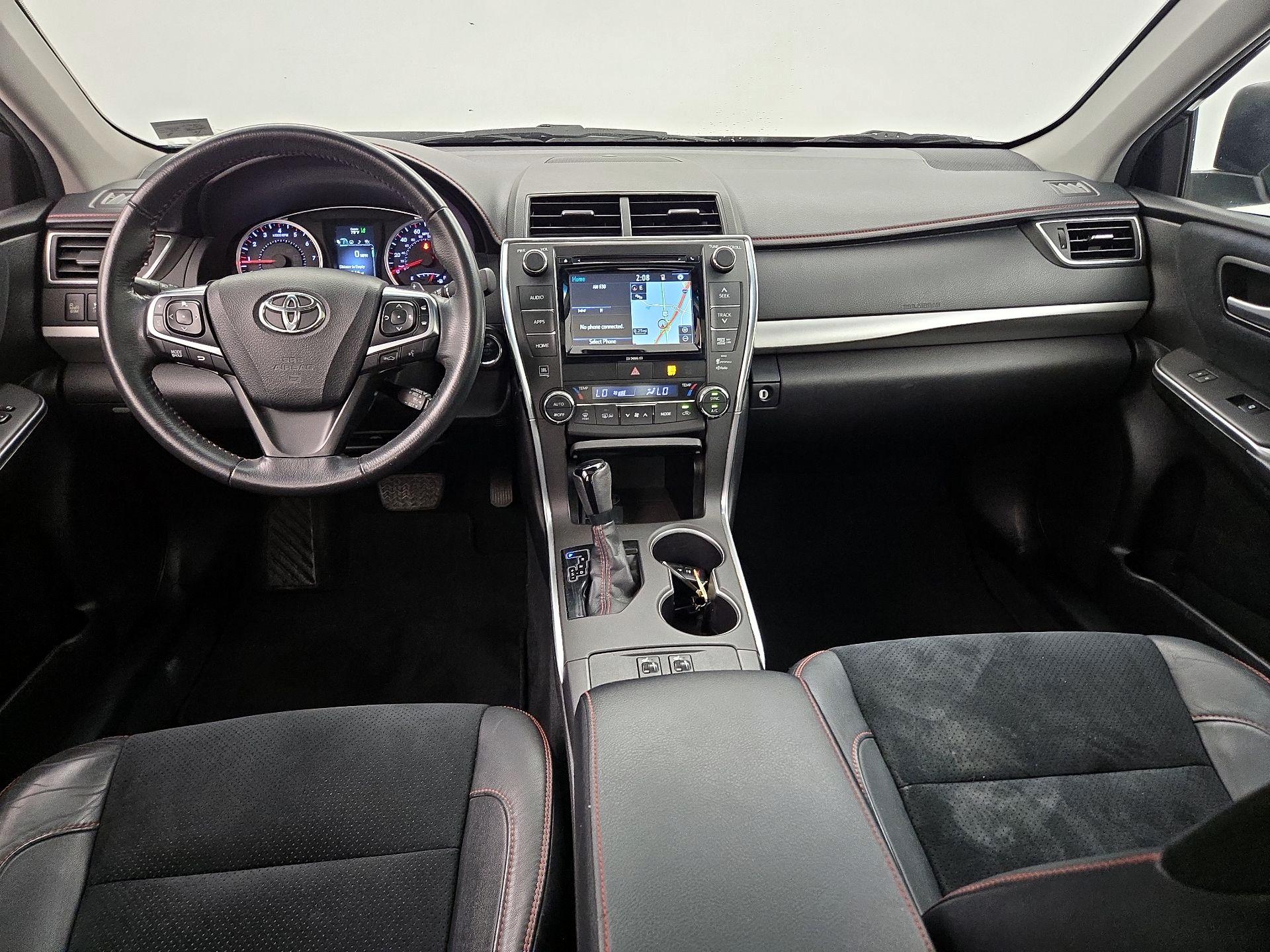 Thumbnail: 2017 Toyota Camry - 9