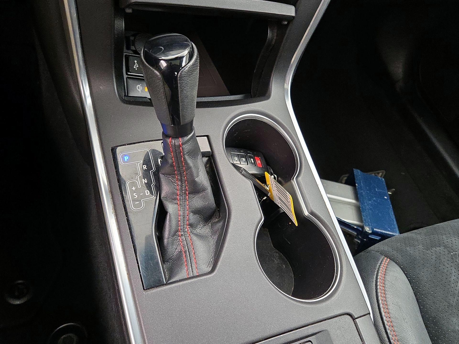 Thumbnail: 2017 Toyota Camry - 18