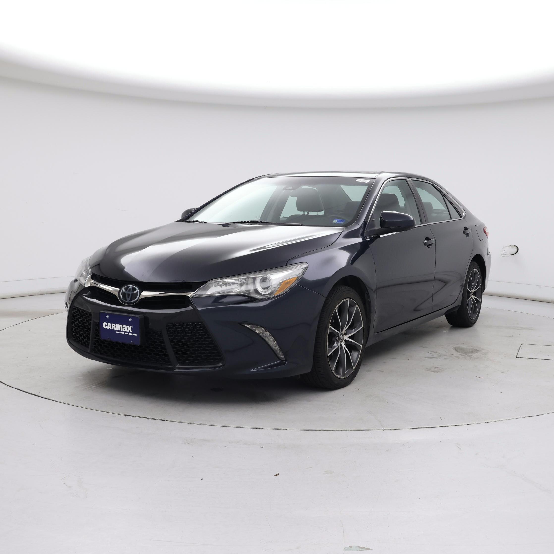 Thumbnail: 2017 Toyota Camry - 4