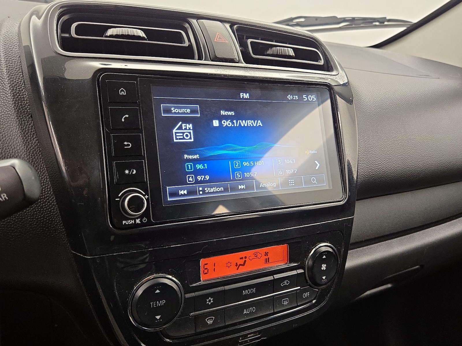 2021 Mitsubishi Mirage ES - Photo 16