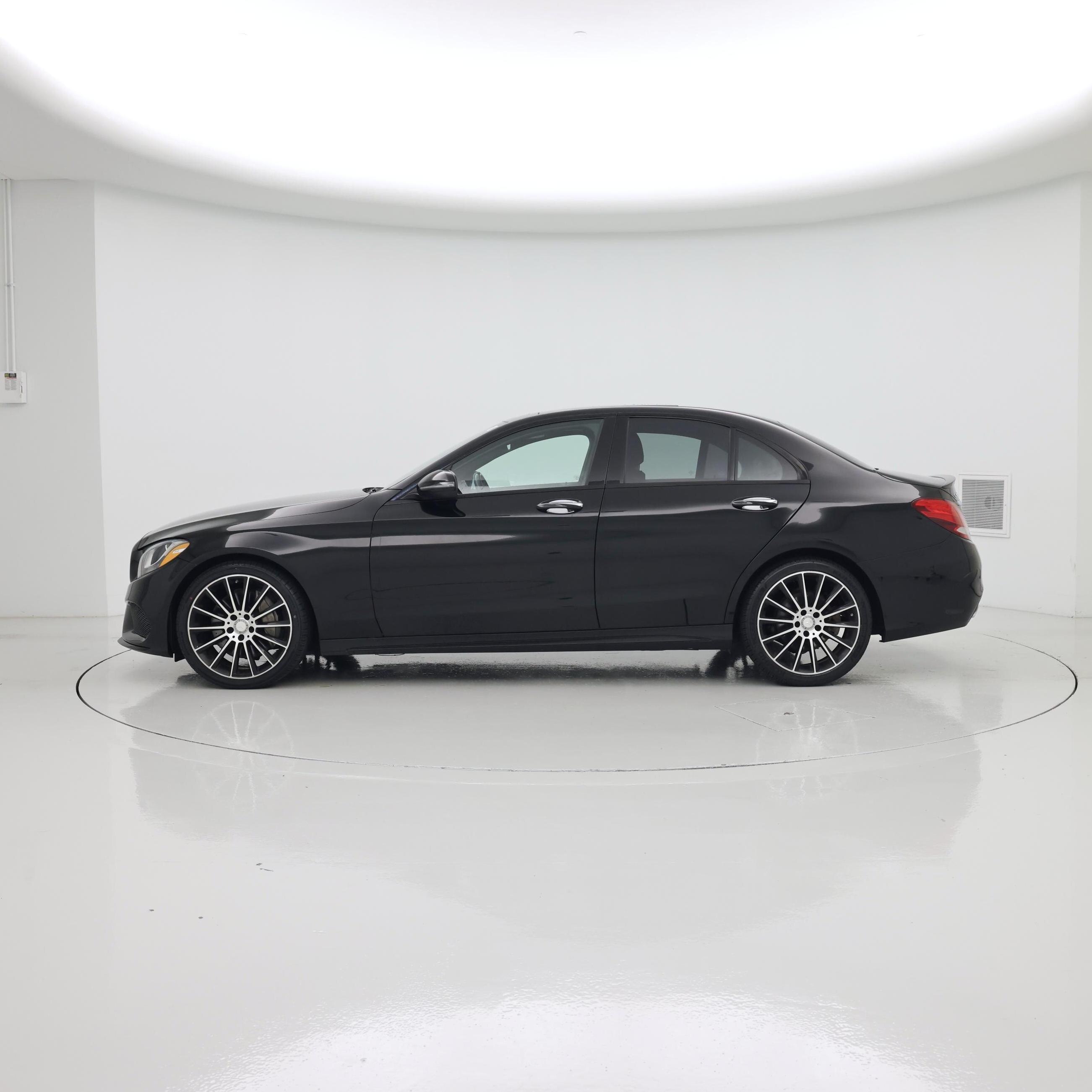 Thumbnail: 2017 Mercedes-Benz C-Class - 3