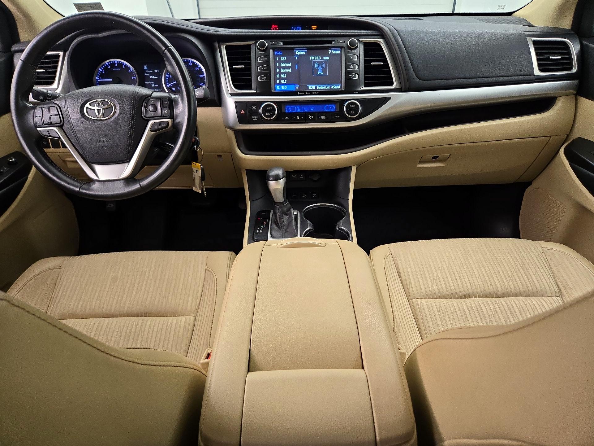Thumbnail: 2018 Toyota Highlander - 9
