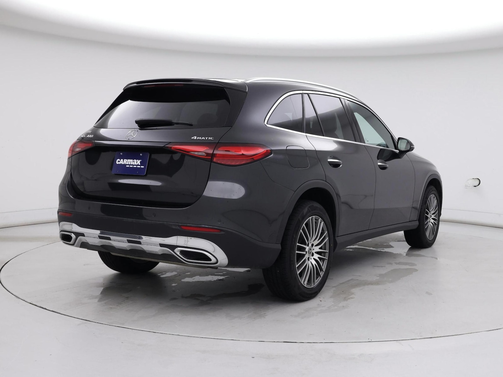 2025 Mercedes-Benz GLC Base - Photo 9
