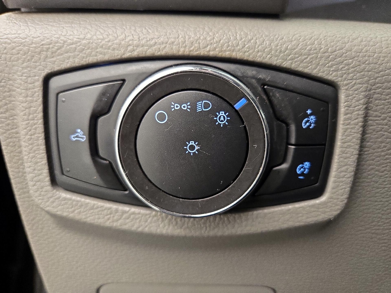 2020 Ford F-250 Super Duty XLT - Photo 14