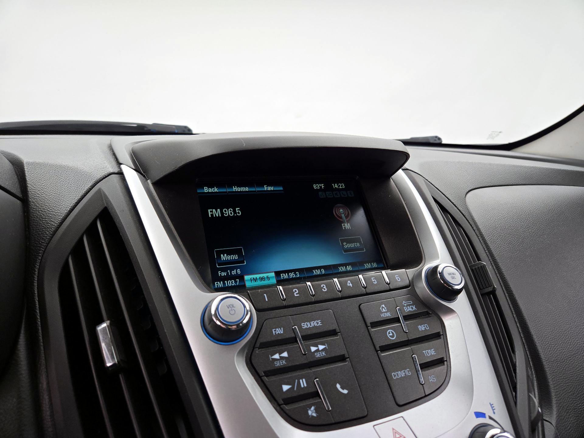 Thumbnail: 2017 Chevrolet Equinox - 15