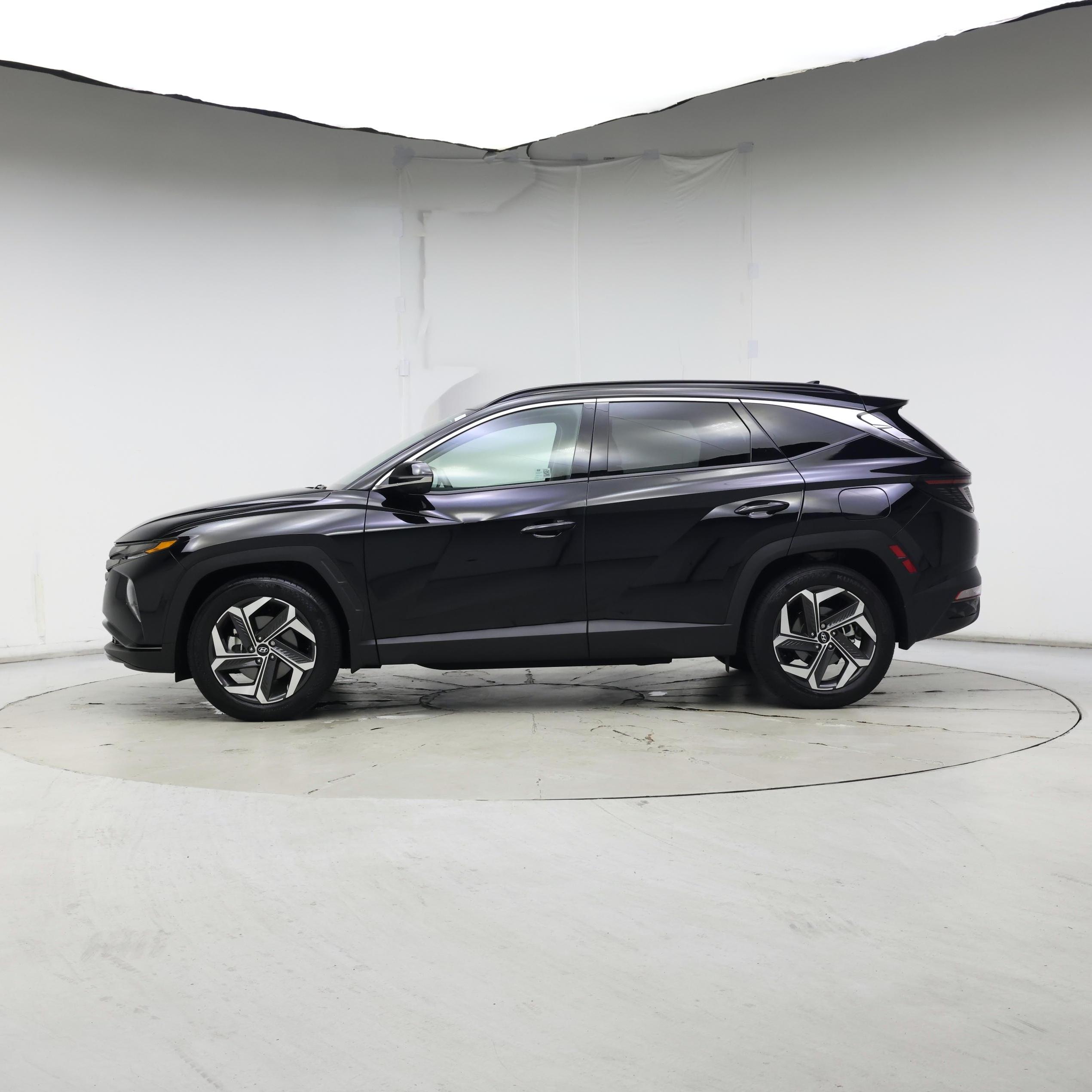 Thumbnail: 2024 Hyundai Tucson - 3