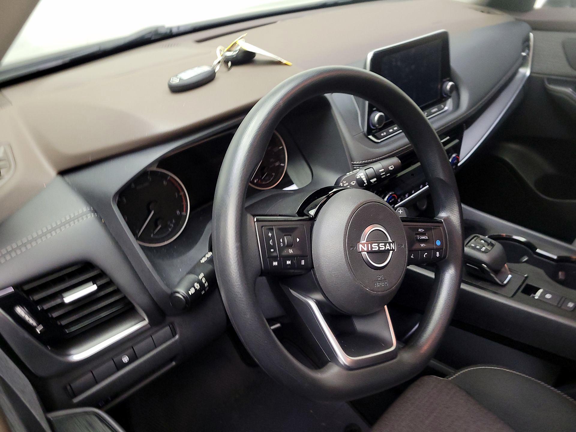 Thumbnail: 2022 Nissan Rogue - 9