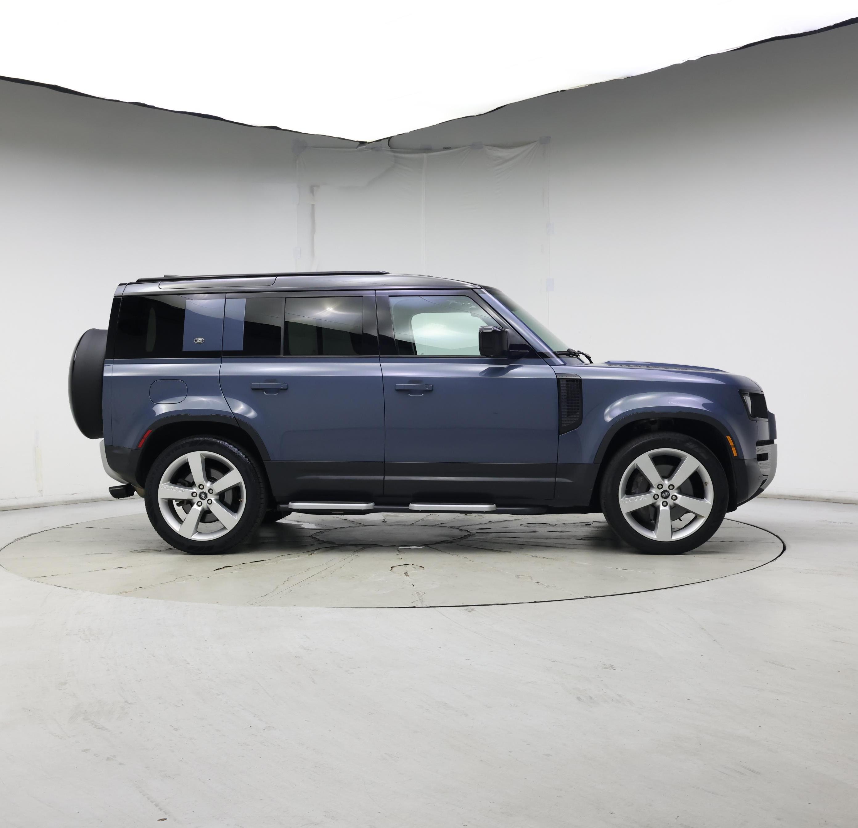 Thumbnail: 2020 Land Rover Defender - 7