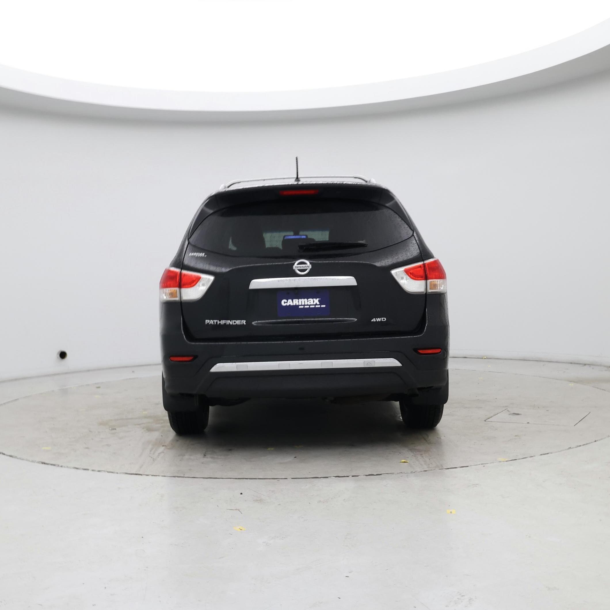 Thumbnail: 2016 Nissan Pathfinder - 6