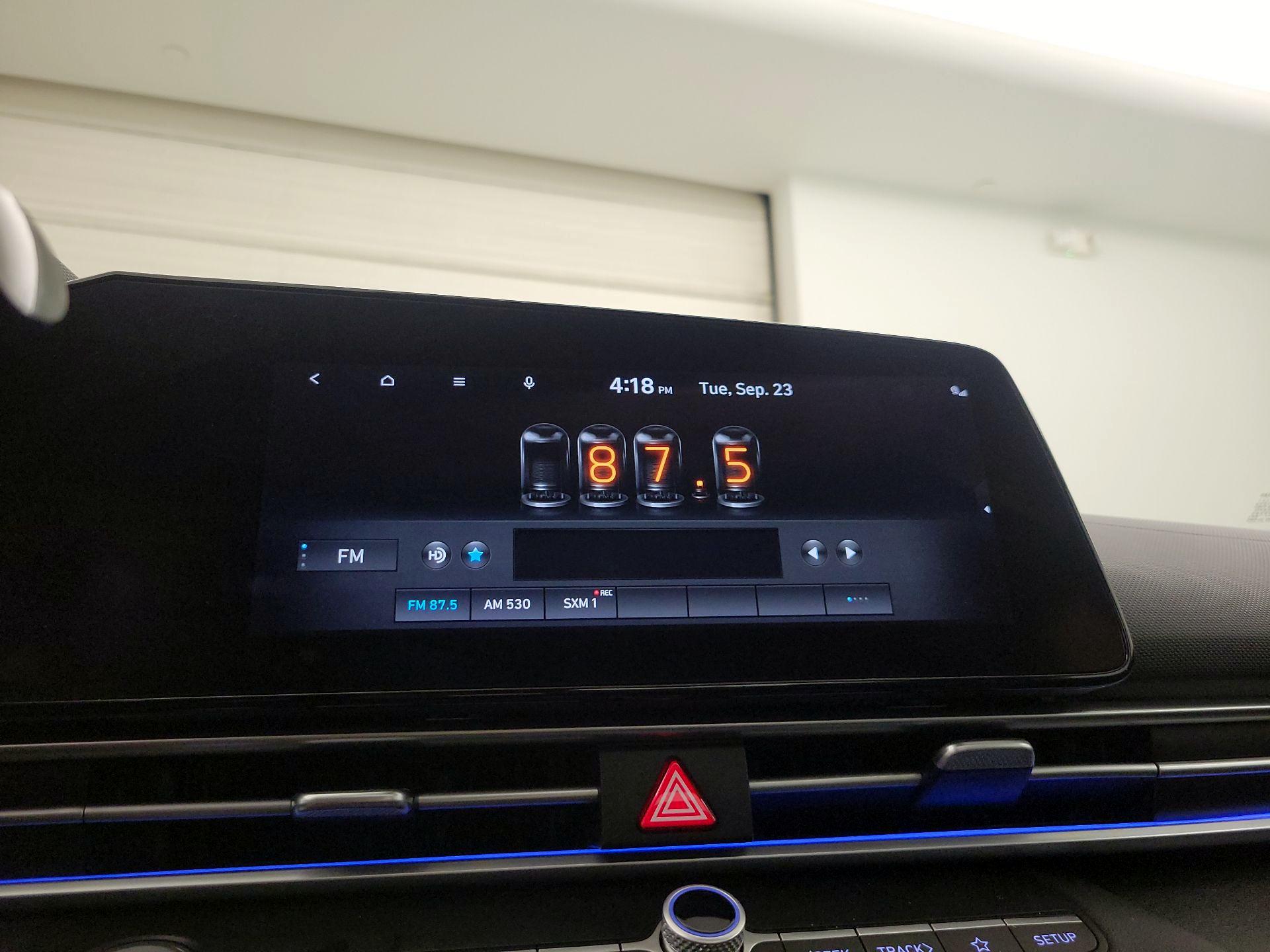 Thumbnail: 2021 Hyundai Elantra - 16