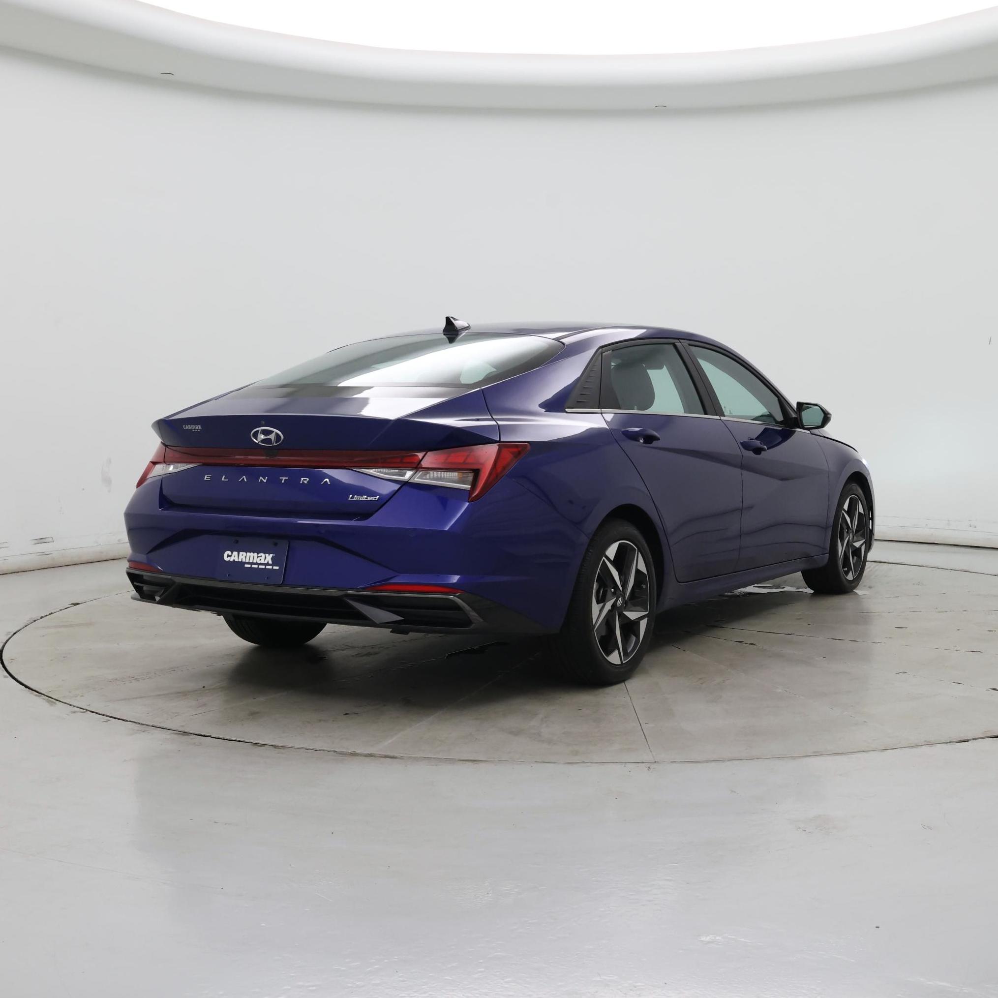 Thumbnail: 2021 Hyundai Elantra - 8