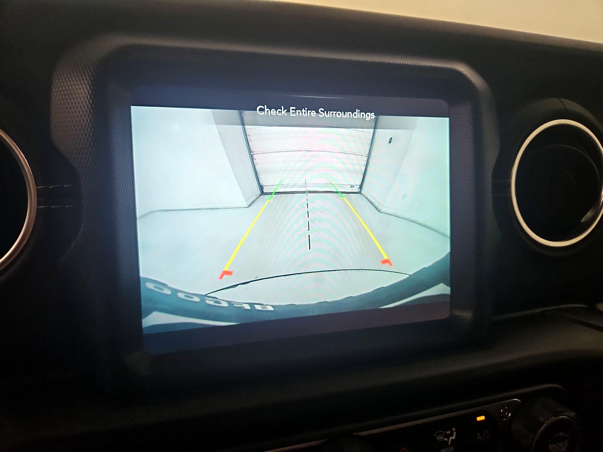 Thumbnail: 2021 Jeep Wrangler - 15