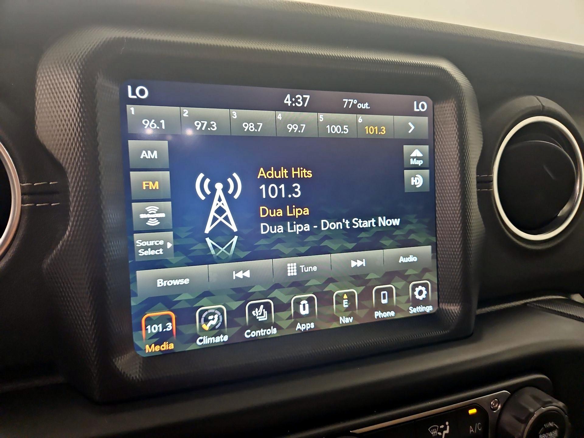 Thumbnail: 2021 Jeep Wrangler - 16