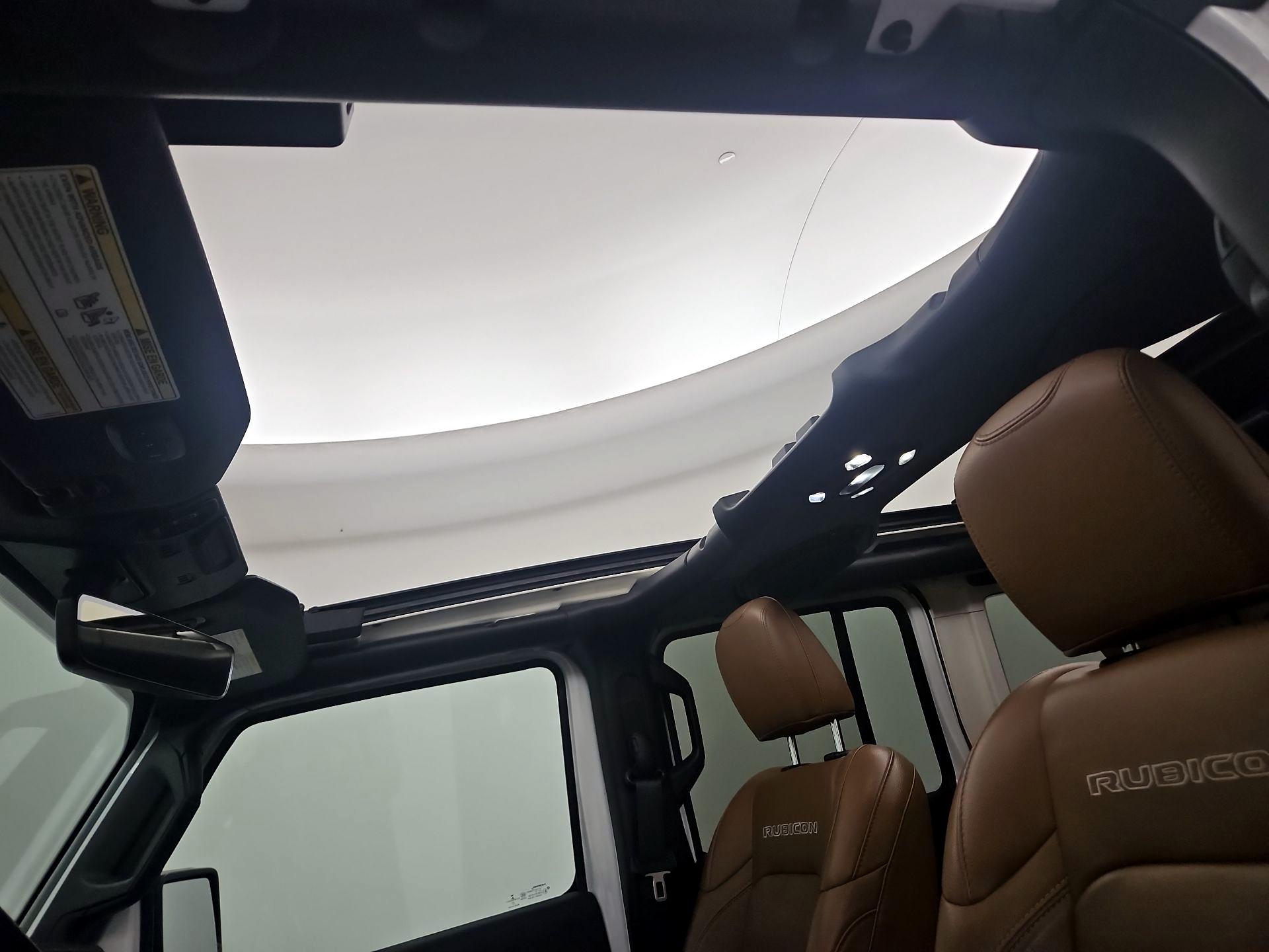 Thumbnail: 2021 Jeep Wrangler - 20