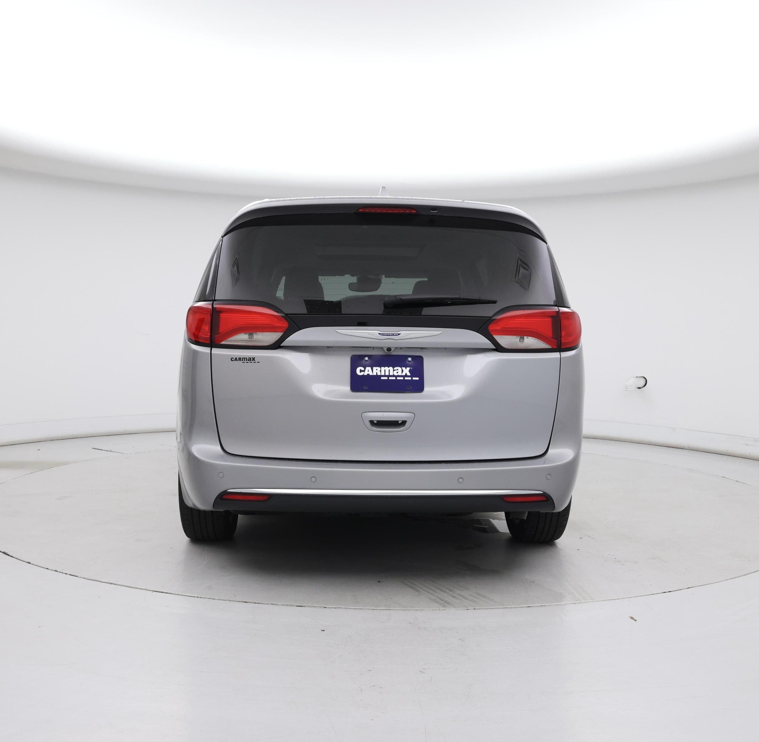 Thumbnail: 2020 Chrysler Pacifica - 6