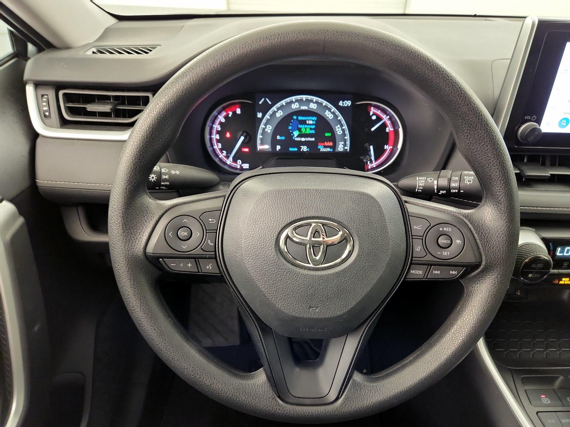 Thumbnail: 2023 Toyota RAV4 - 10