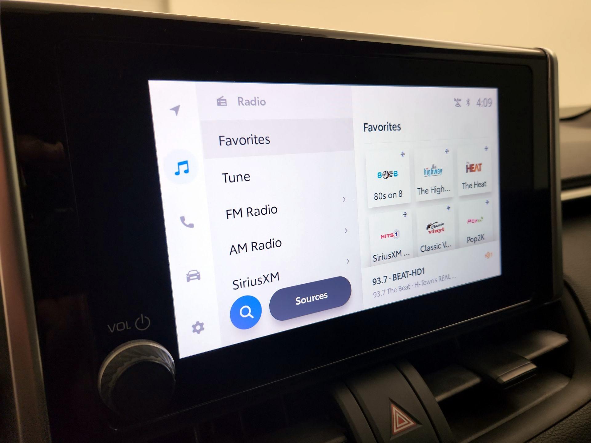 Thumbnail: 2023 Toyota RAV4 - 15