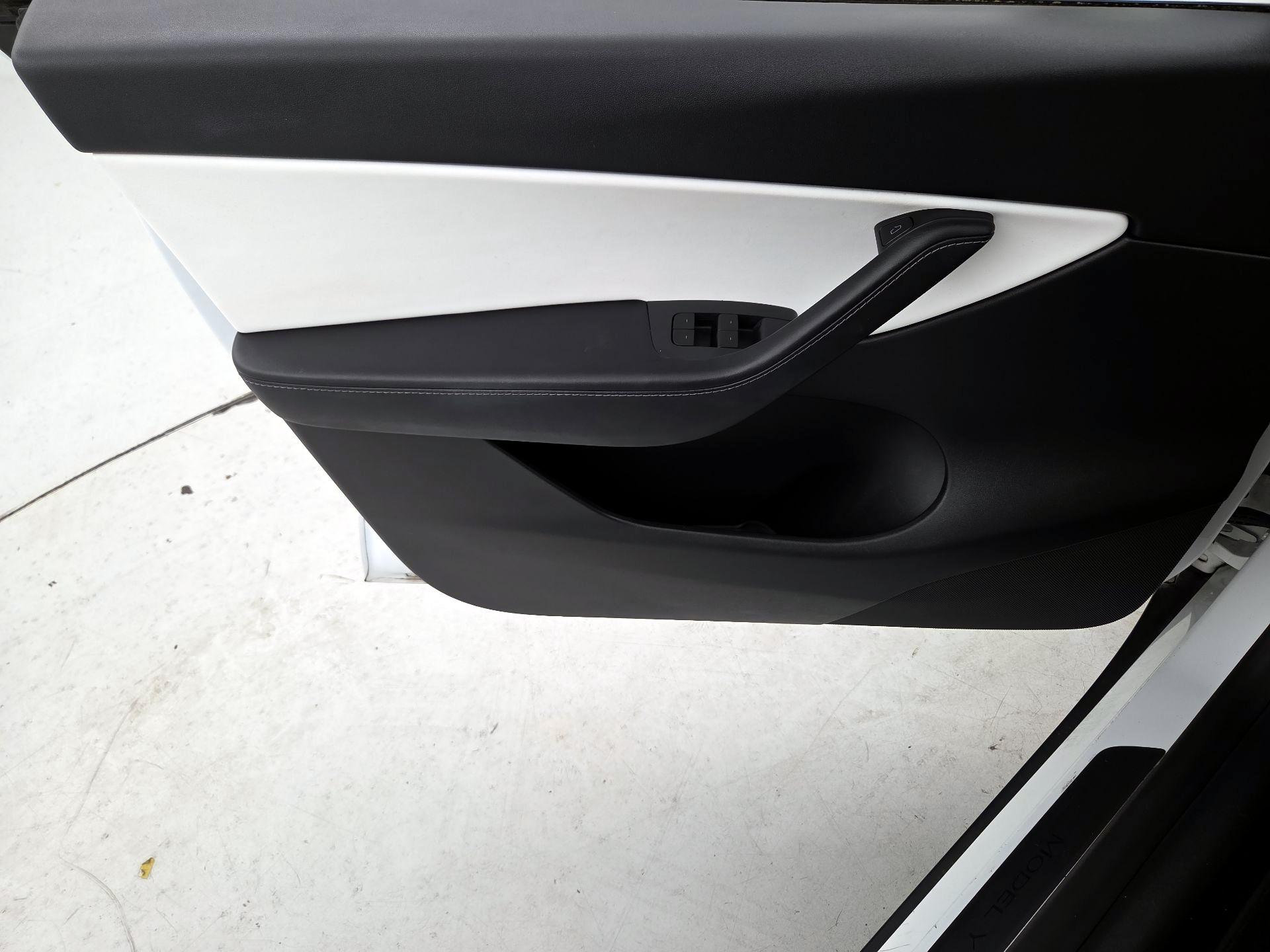 Thumbnail: 2021 Tesla Model Y - 12