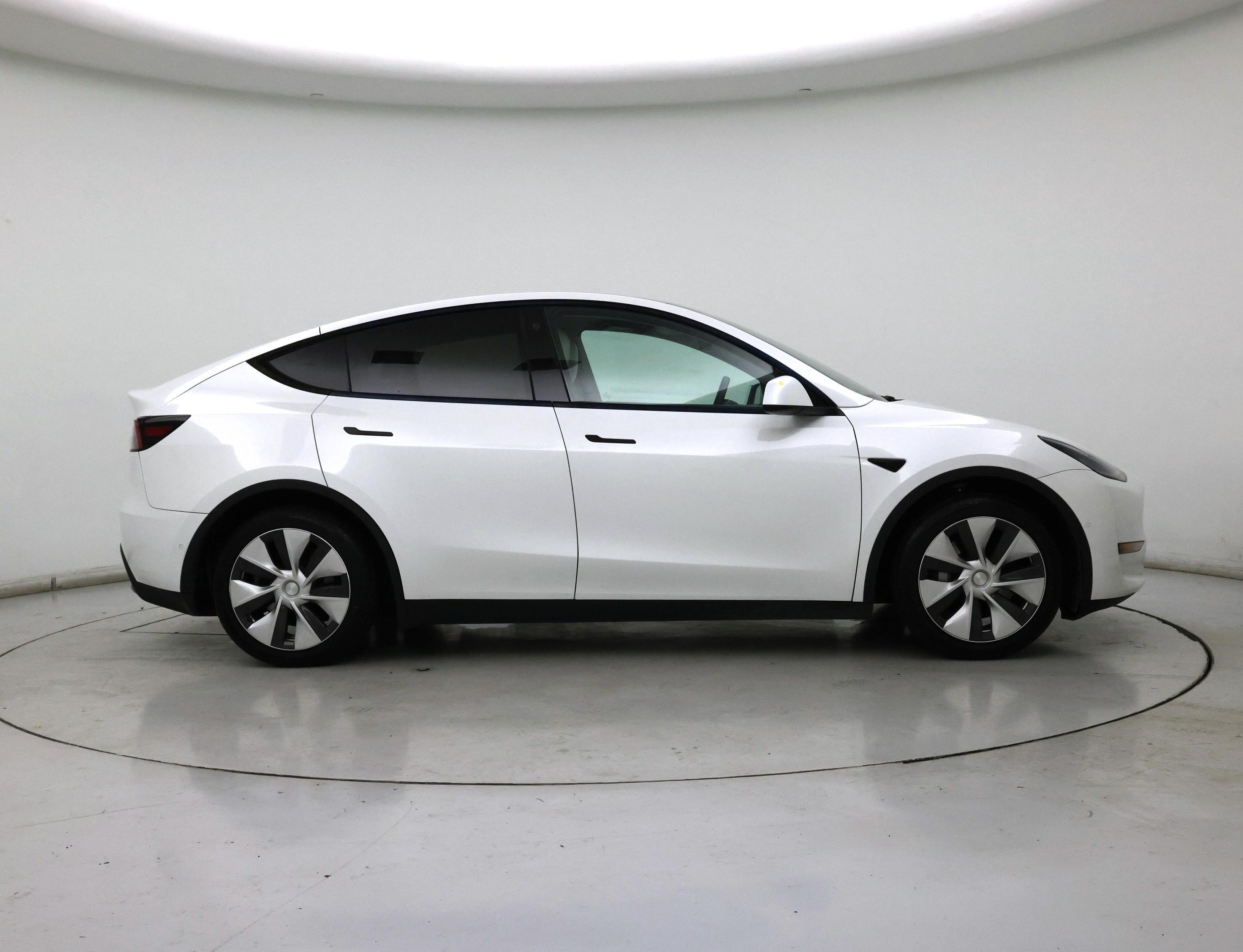 Thumbnail: 2021 Tesla Model Y - 7