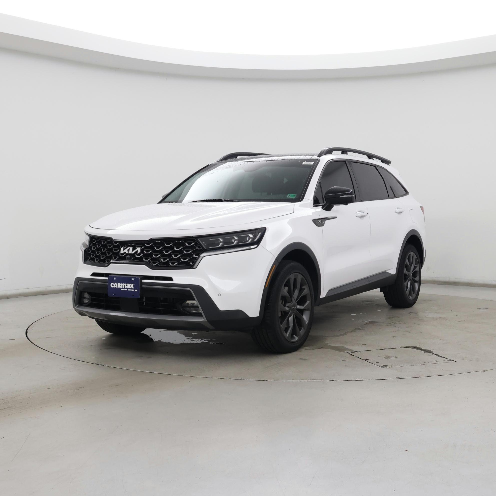 Thumbnail: 2023 Kia Sorento - 4