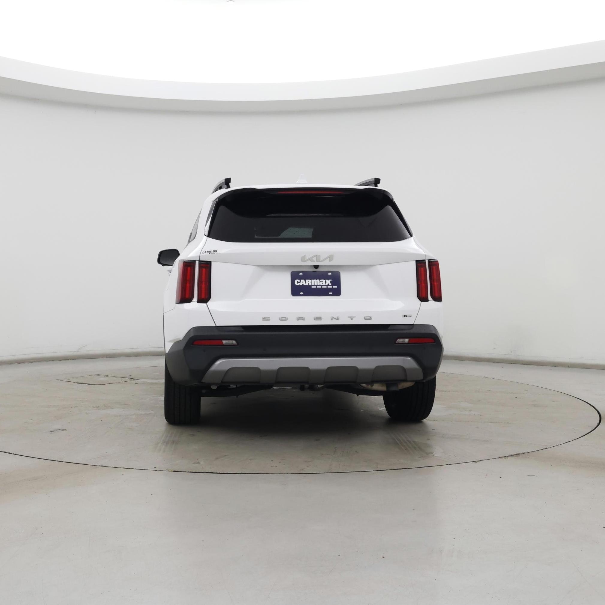Thumbnail: 2023 Kia Sorento - 6