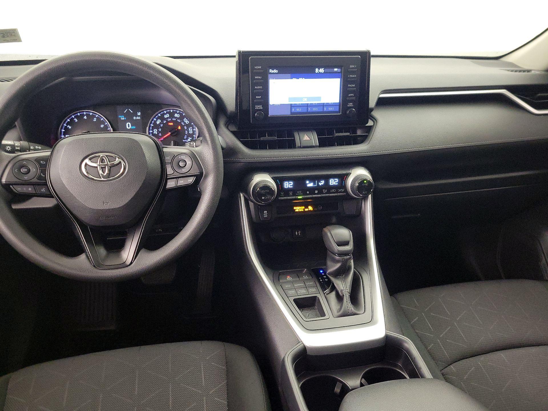 Thumbnail: 2019 Toyota RAV4 - 9