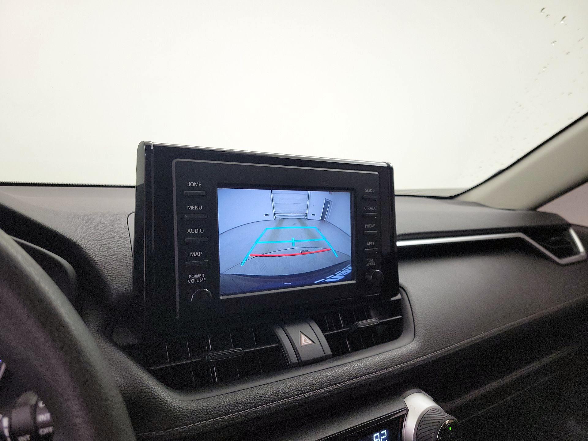 Thumbnail: 2019 Toyota RAV4 - 14