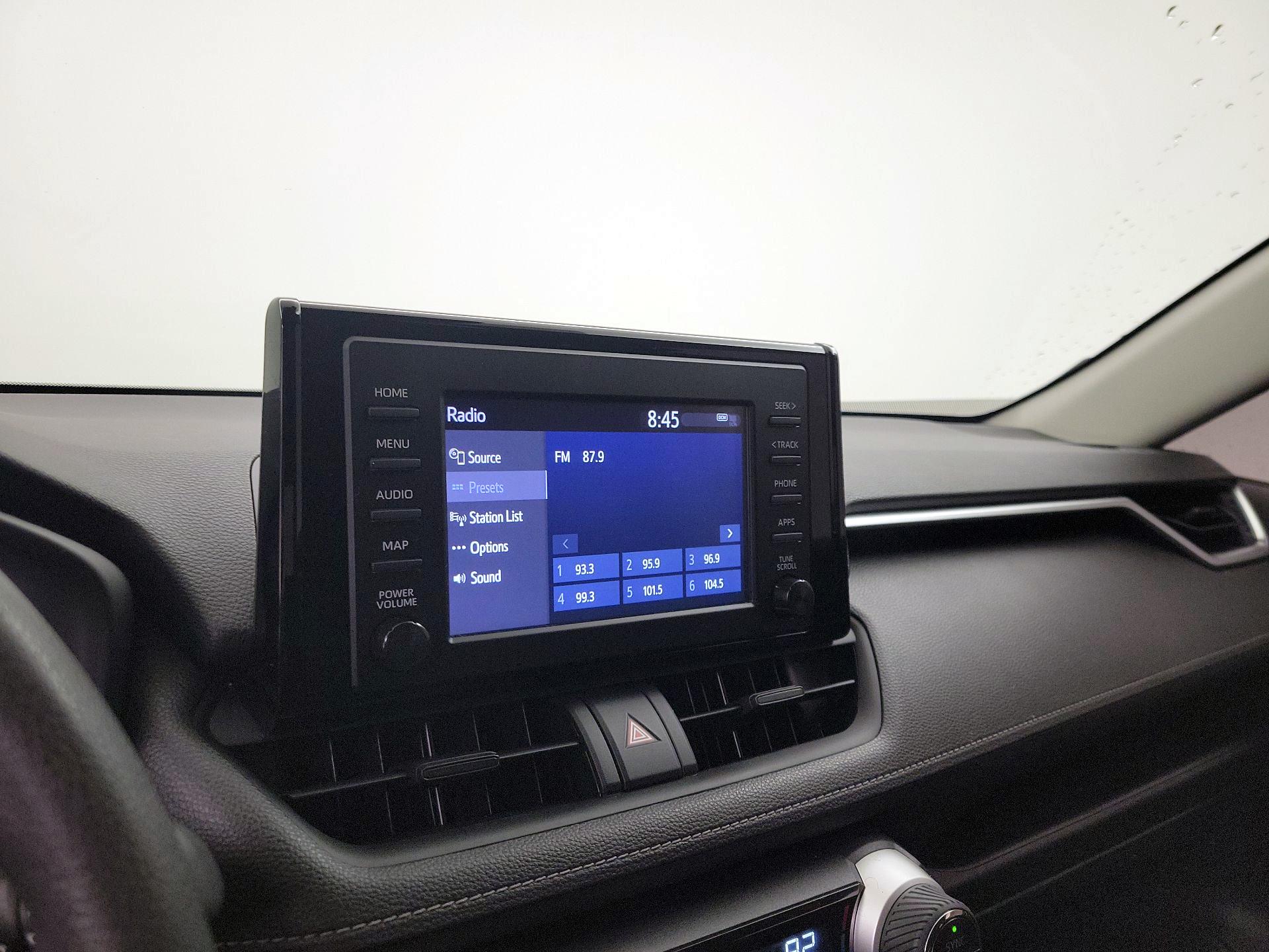 Thumbnail: 2019 Toyota RAV4 - 15