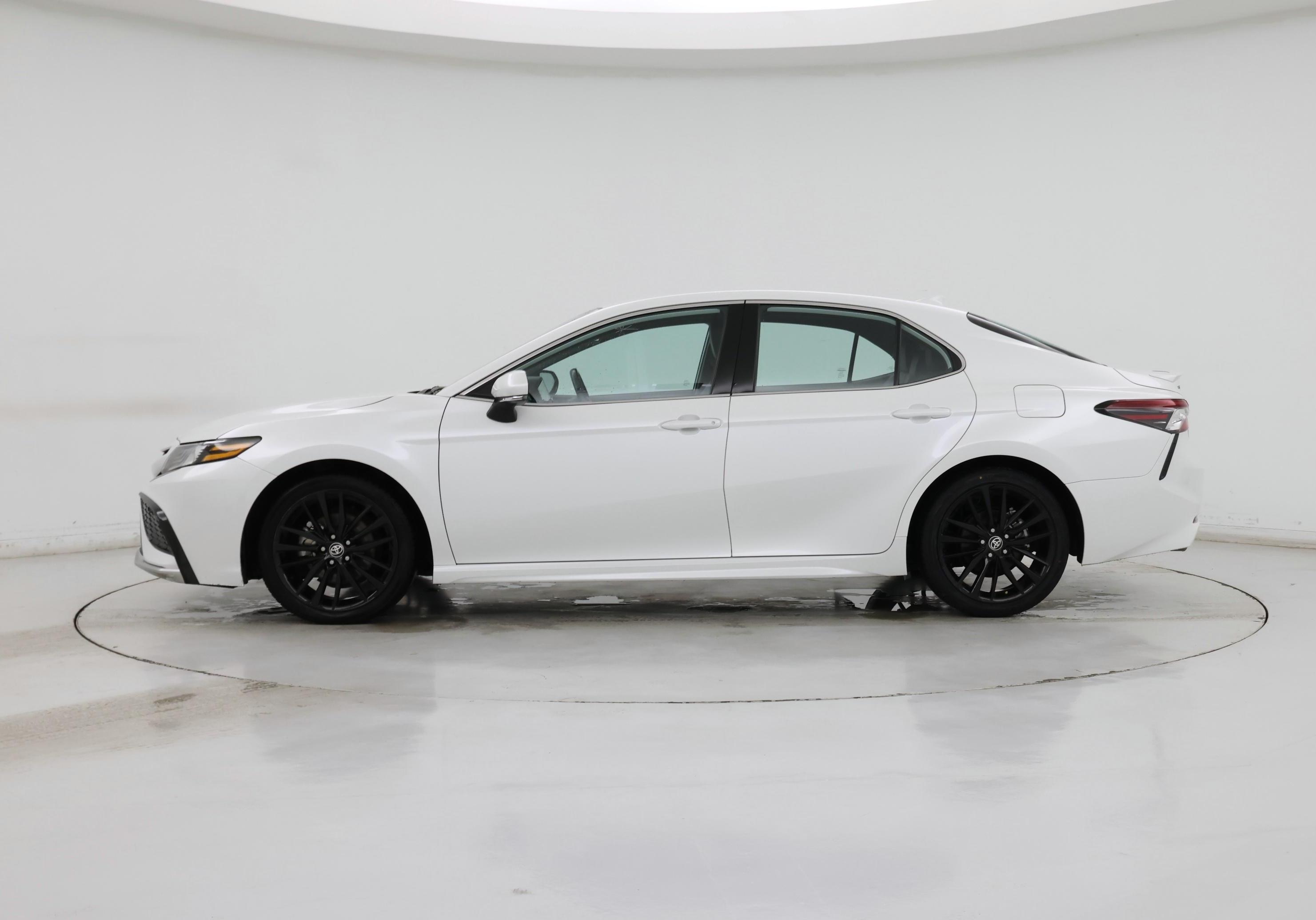 Thumbnail: 2023 Toyota Camry - 3