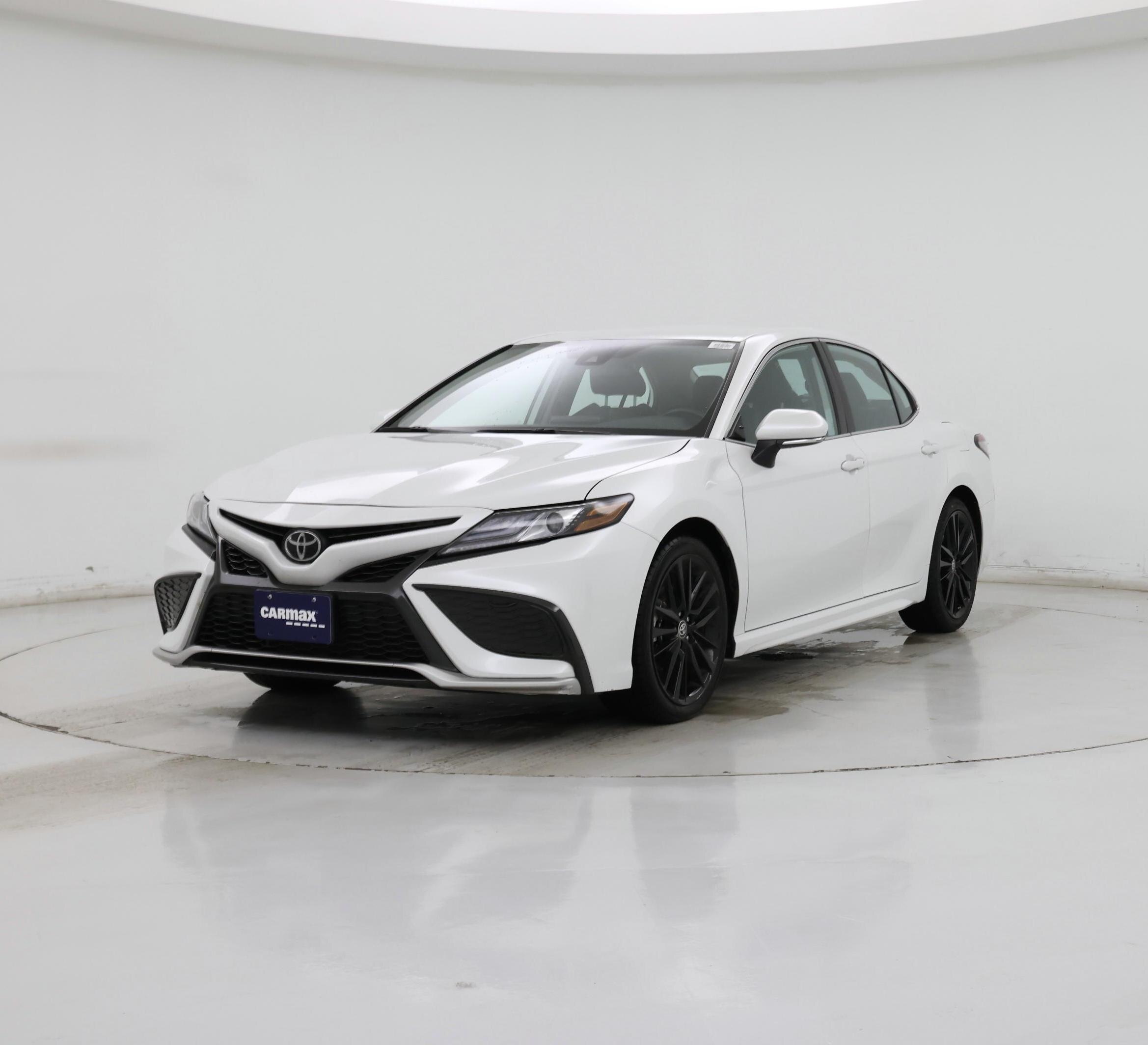Thumbnail: 2023 Toyota Camry - 4