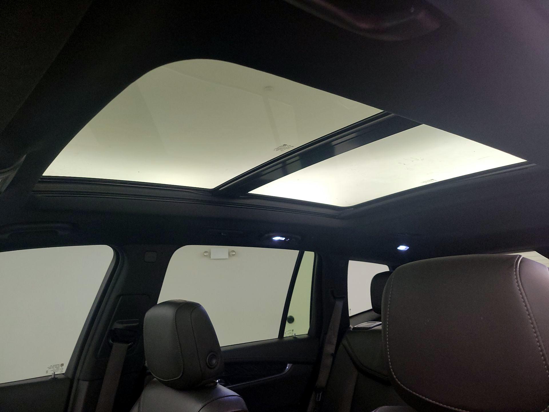Thumbnail: 2020 Cadillac XT6 - 19