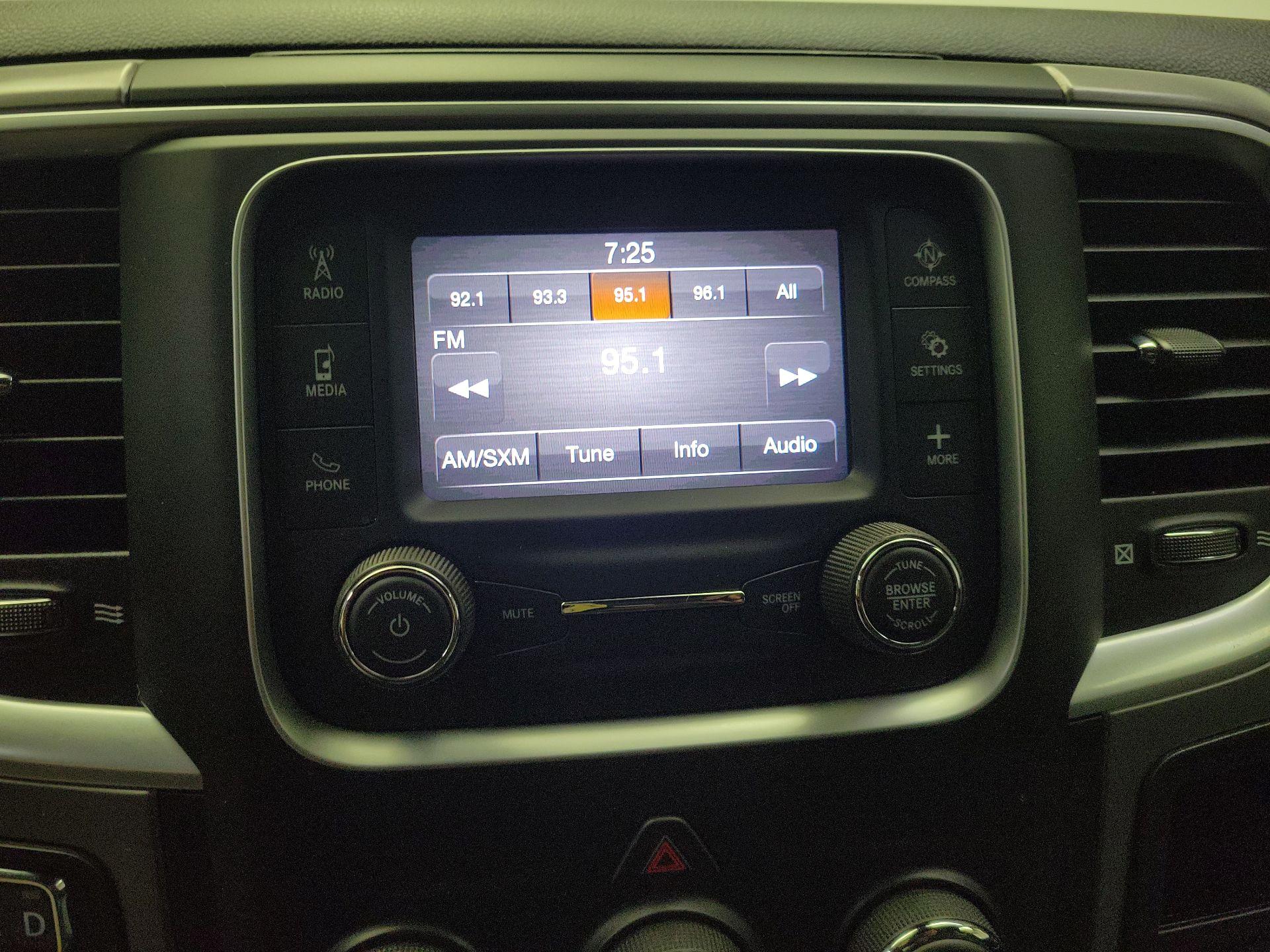 Thumbnail: 2021 RAM 1500 Classic - 15