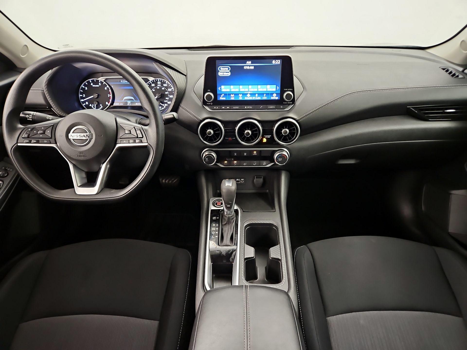 Thumbnail: 2023 Nissan Sentra - 9