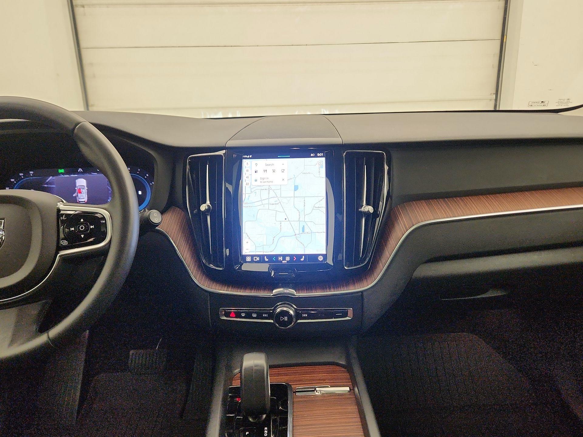 Thumbnail: 2024 Volvo XC60 - 9