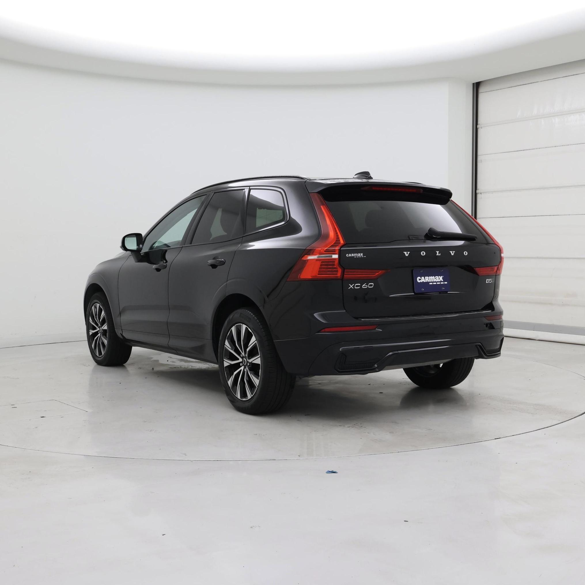 Thumbnail: 2024 Volvo XC60 - 2