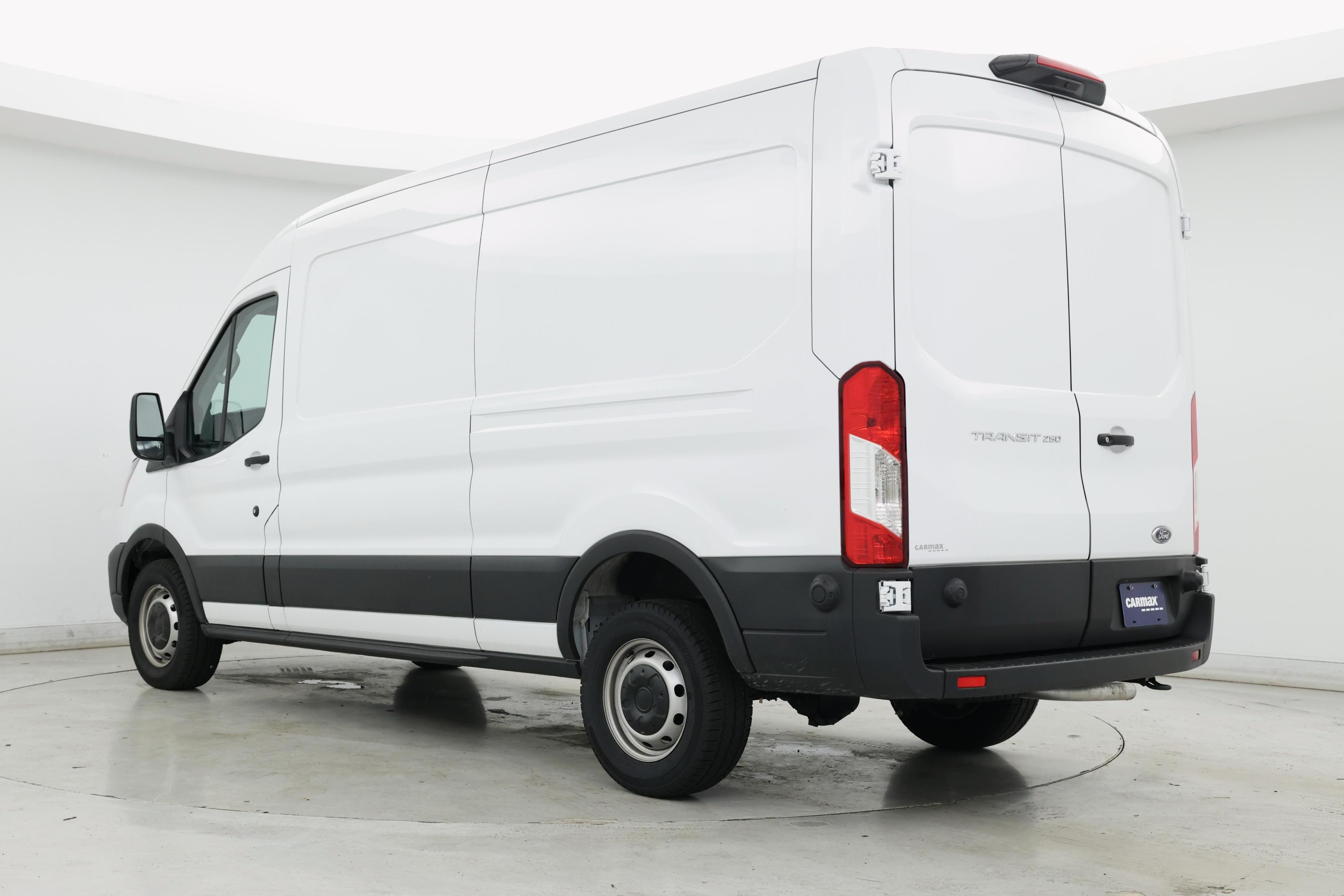 Thumbnail: 2024 Ford Transit Series - 2